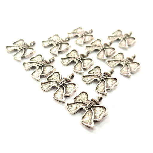 10 Silver Charm Antique Silver Plated Metal (15x15mm) G12308