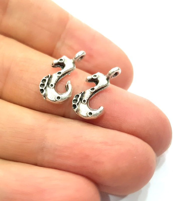 10 Seahorse Charm Silver Charms Antique Silver Plated Metal (17x6mm) G12310