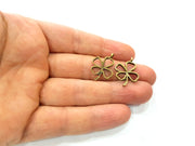 10 Clover Charm Antique Bronze Charm Antique Bronze Plated Metal (25x16mm) G12388