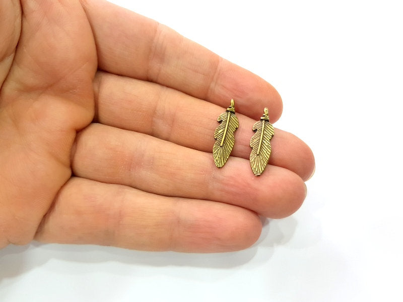 10 Feather Charm Antique Bronze Charm Antique Bronze Plated Metal (25x7mm) G12389