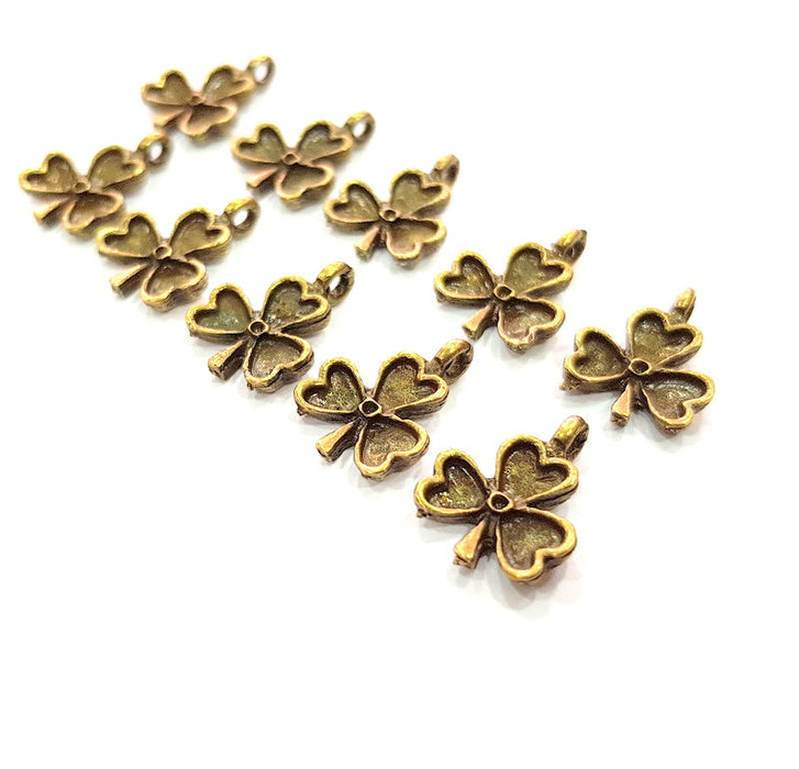 10 Clover Charm Antique Bronze Charm Antique Bronze Plated Metal (17x12mm) G12393