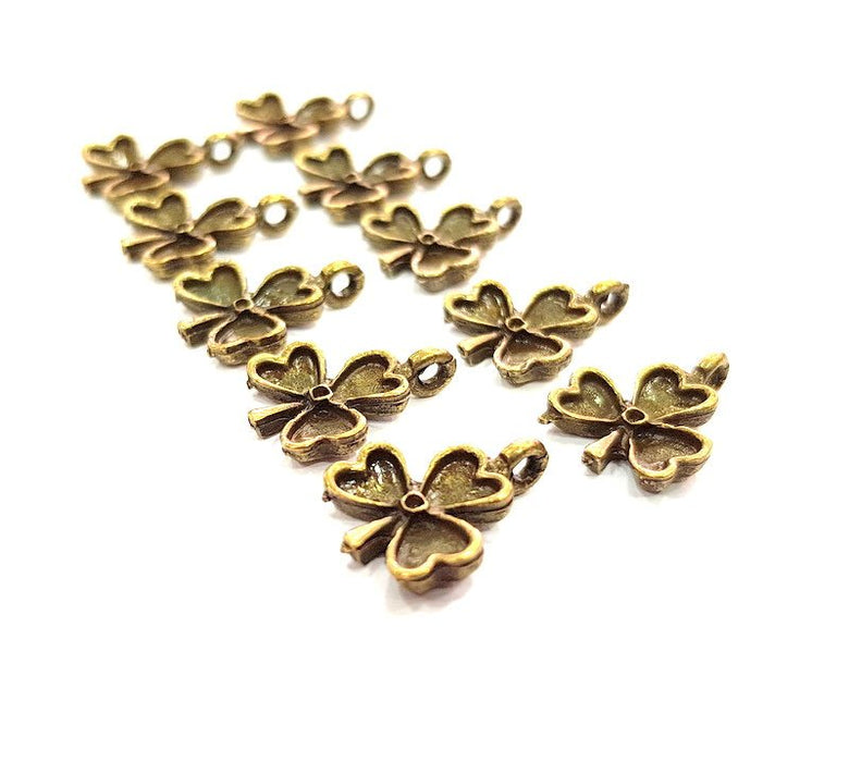 10 Clover Charm Antique Bronze Charm Antique Bronze Plated Metal (17x12mm) G12393