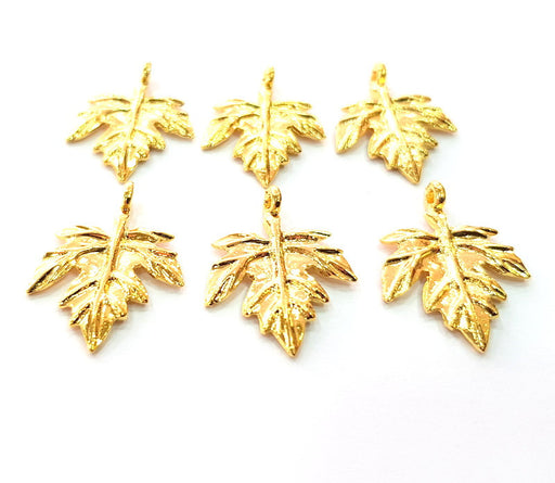 6 Leaf Charm Gold Plated Charm Gold Plated Metal (25x17mm)  G12463
