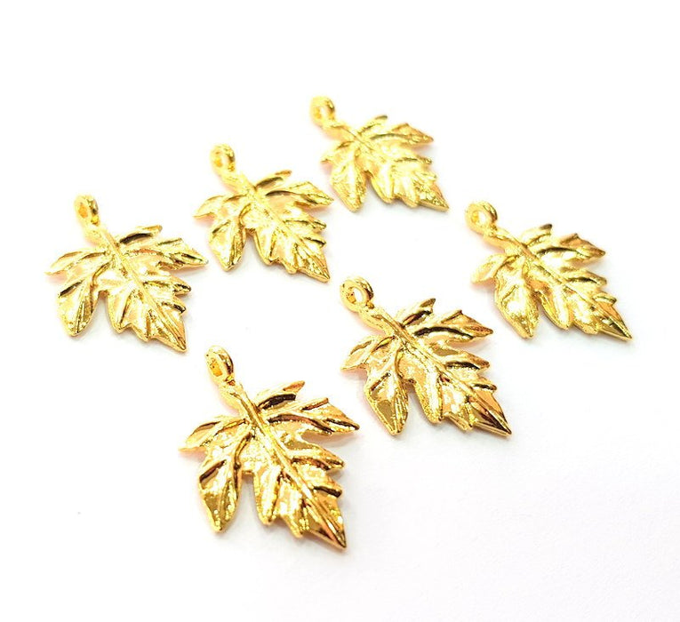 6 Leaf Charm Gold Plated Charm Gold Plated Metal (25x17mm)  G12463