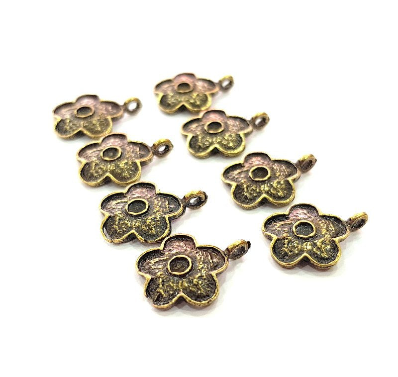 20 Flower Charm Antique Bronze Charm Antique Bronze Plated Metal  (17x13mm) G12590