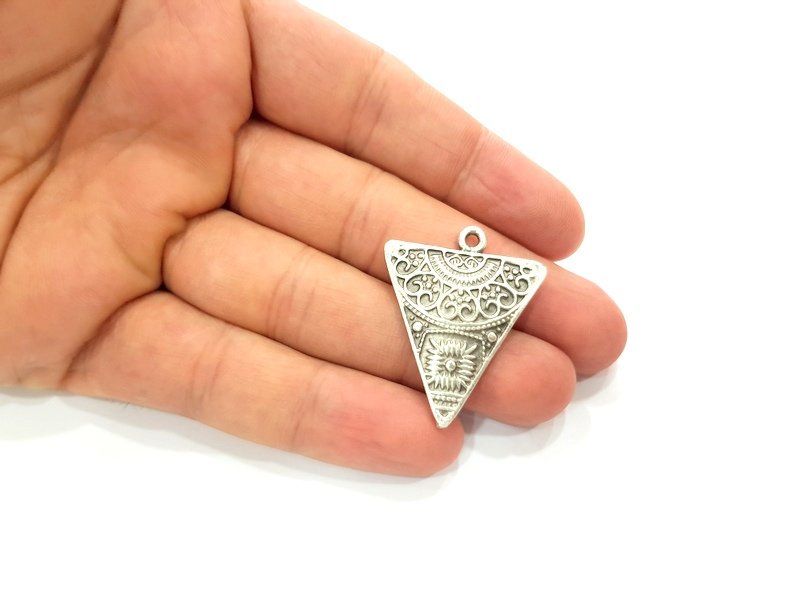 2 Triangle Pendant Silver Pendant Antique Silver Plated Metal (36x29mm) G13624