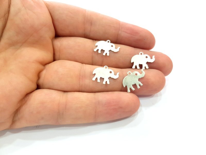 20 Elephant Charm Silver Charms Antique Silver Plated Brass (16x11mm) G13627