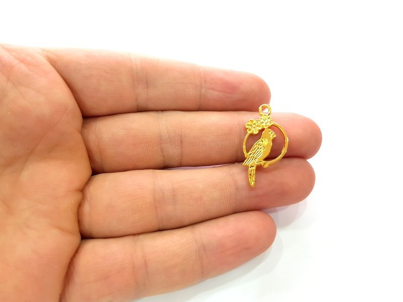 4 Parrot Charm Shiny Gold Plated Charm Gold Plated Metal (28x14 mm)  G13653