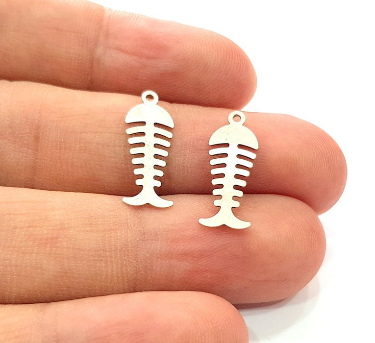 20 Fishbone Charm Silver Charms Antique Silver Plated Brass (20x7 mm) G13654