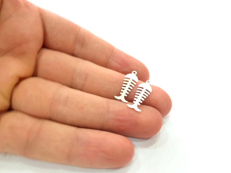 20 Fishbone Charm Silver Charms Antique Silver Plated Brass (20x7 mm) G13654