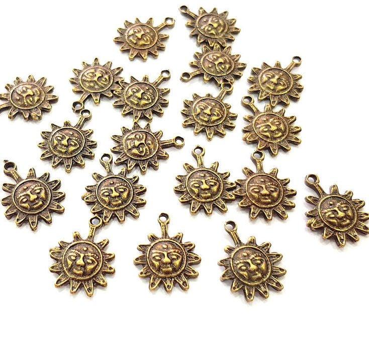 10 Sun Charm Antique Bronze Charm Antique Bronze Plated Metal  (19x14mm) G12824