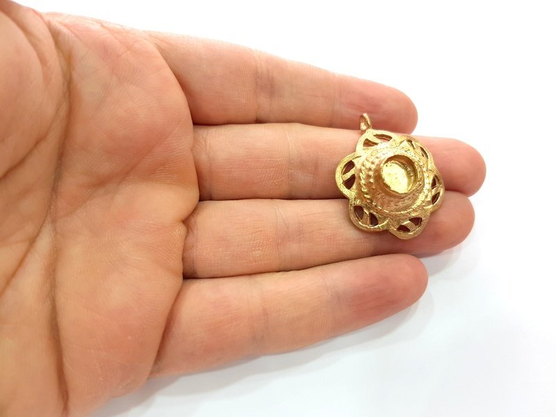 Raw Brass Pendant Blank Mosaic Base Blank inlay Blank Necklace Blank Resin Blank Mountings Cabochon Bezel Base  (10mm blank) G12903