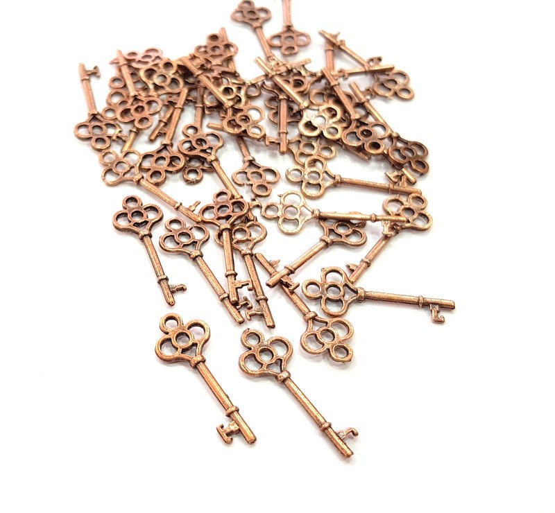 30 Key Charm Antique Copper Charm Antique Copper Plated Metal (23x9mm) G13743