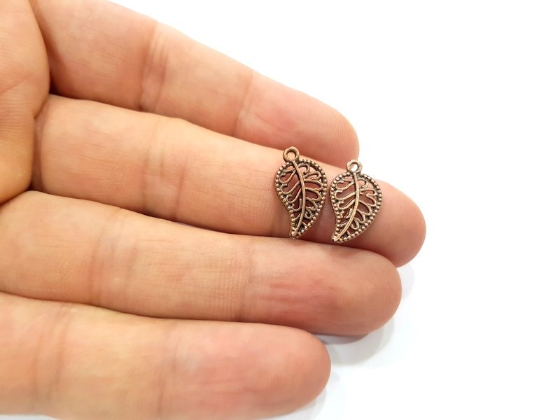 30 Leaf Charm Antique Copper Charm Antique Copper Plated Metal (17x10mm) G13756