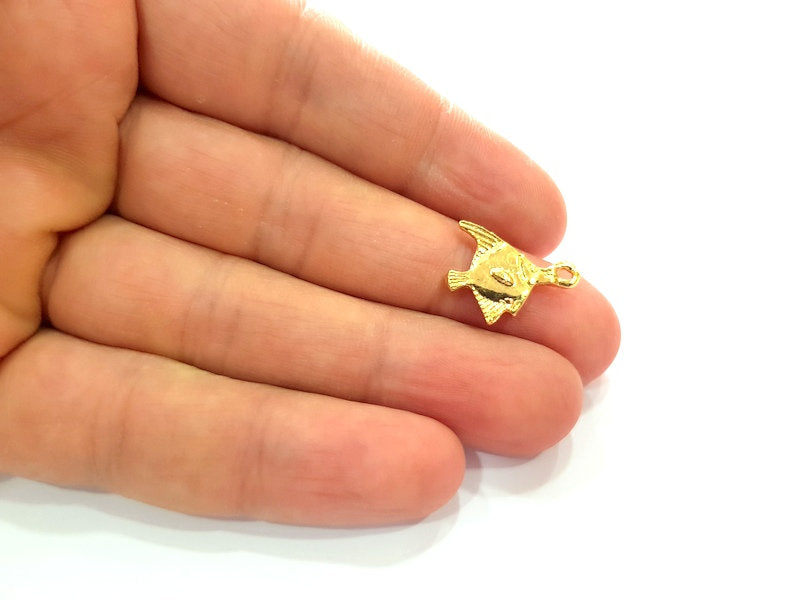 5 Fish Charm Shiny Gold Plated Charm Gold Plated Metal (19x16mm)  G12991