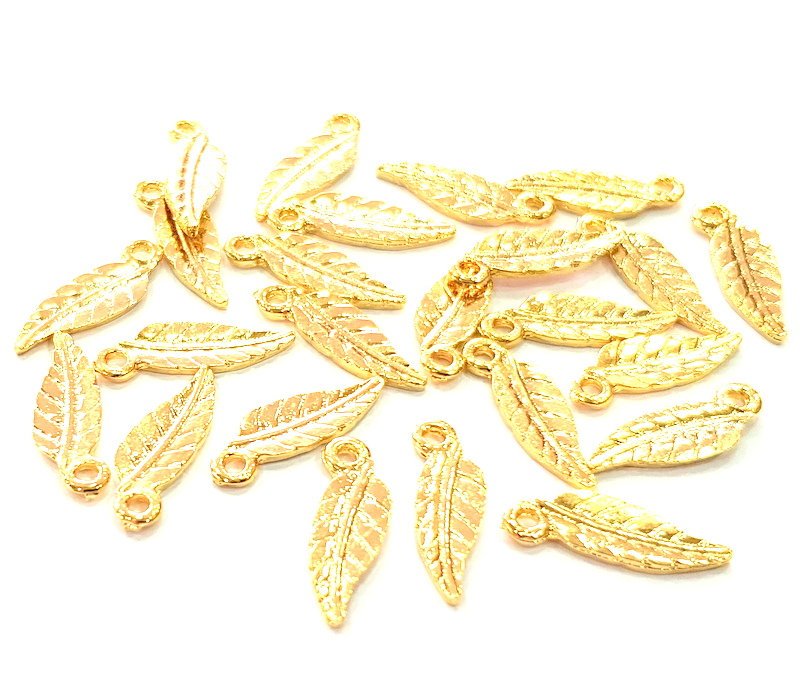 10 Leaf Charm Shiny Gold Plated Charm Gold Plated Metal (18x6mm)  G12992