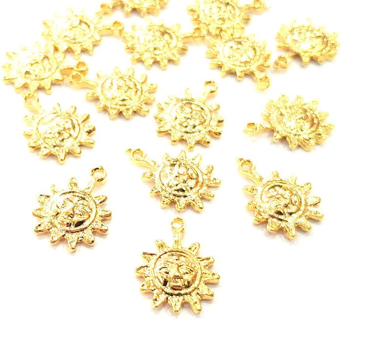 10 Sun Charm Shiny Gold Plated Charm Gold Plated Metal (18x14mm)  G13003