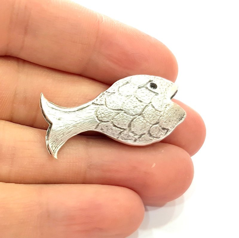 Fish Pendant Silver Charms Antique Silver Plated Brass (38x18mm) G13019