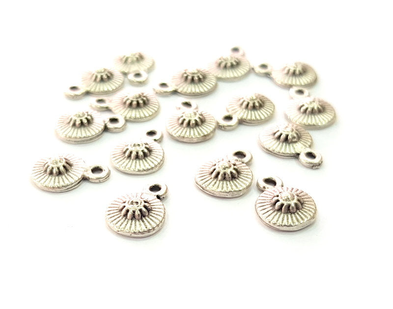 10 Silver Charms Antique Silver Plated Metal (12x9mm) G13023