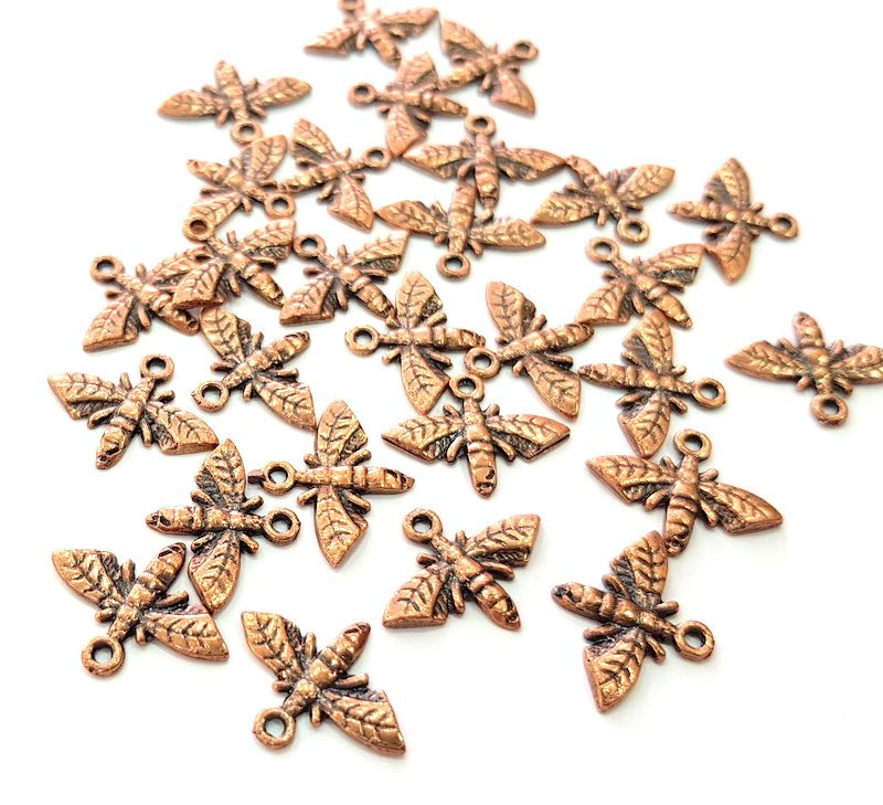 30 Bee Charm Antique Copper Charm Antique Copper Plated Metal (17x13mm) G13026