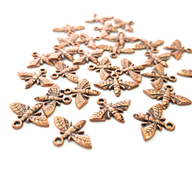 30 Bee Charm Antique Copper Charm Antique Copper Plated Metal (17x13mm) G13026