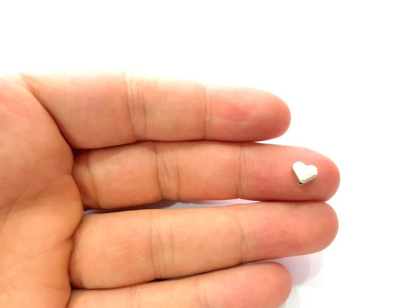 10 Silver Heart Beads Antique Silver Plated Beads 6mm  G13128