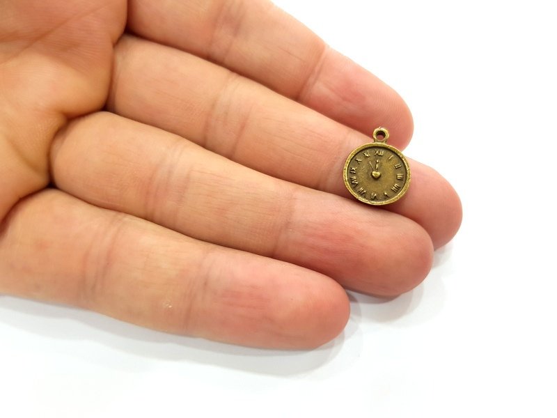 20 Hour Charm Antique Bronze Charm Antique Bronze Plated Metal  (16x13mm) G14400