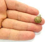 10 Oyster Charms Shell Charm Mussel Charms Sea Ocean Antique Bronze Charm Antique Bronze Plated Metal  (19x14mm) G13167