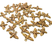 20 Bee Charm Antique Bronze Charm Antique Bronze Plated Metal  (17x13mm) G13171
