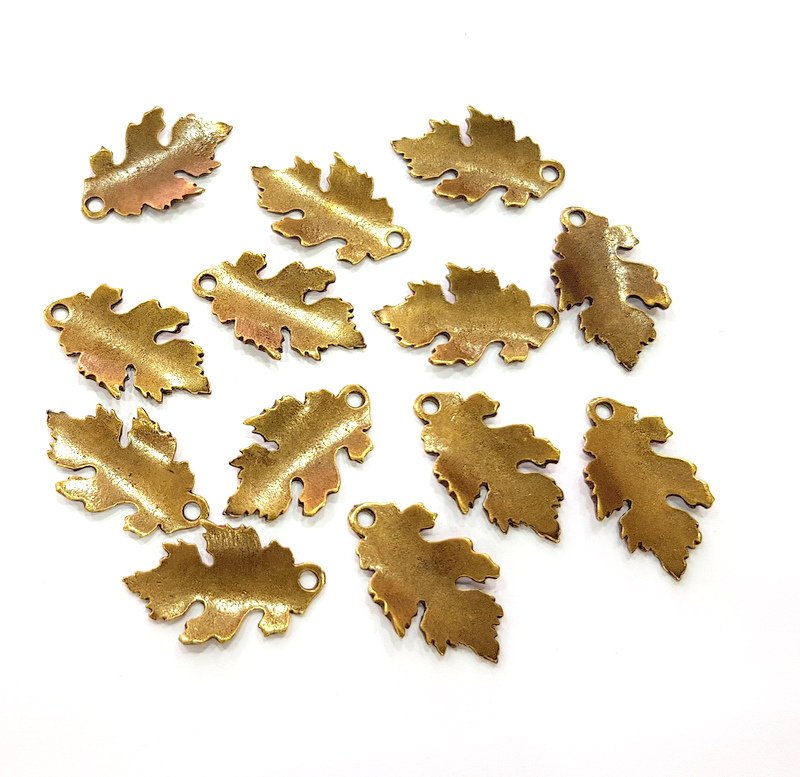 10 Leaf Charm Antique Bronze Charm Antique Bronze Plated Metal  (26x15mm) G13174
