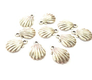 10 Oyster Charms Shell Charm Mussel Charms Sea Ocean Silver Charms Antique Silver Plated Metal (19x13mm) G13207