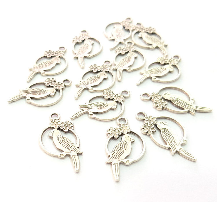 10 Parrot Charm Silver Charms Antique Silver Plated Metal (28x15mm) G13373