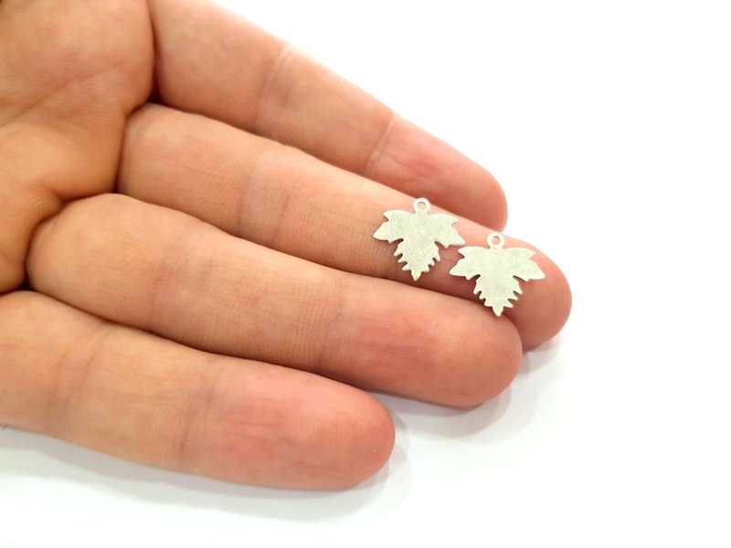 20 Leaf Charm Silver Charms Antique Silver Plated Brass (14x13 mm) G13660