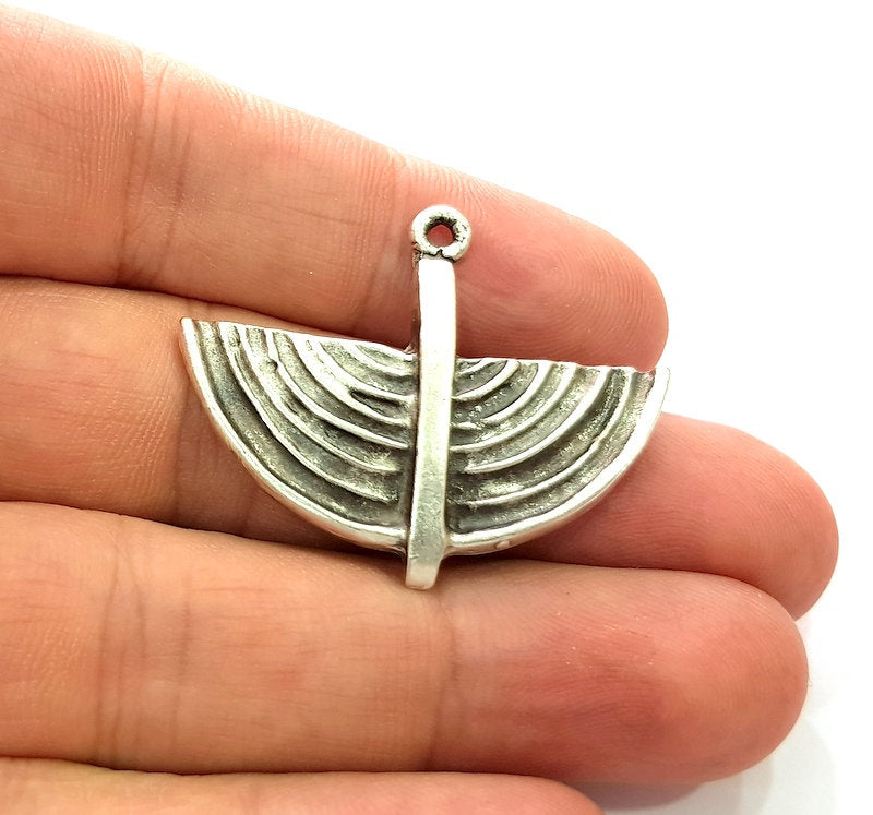 Silver Pendant Antique Silver Plated Metal (40x33 mm) G13692