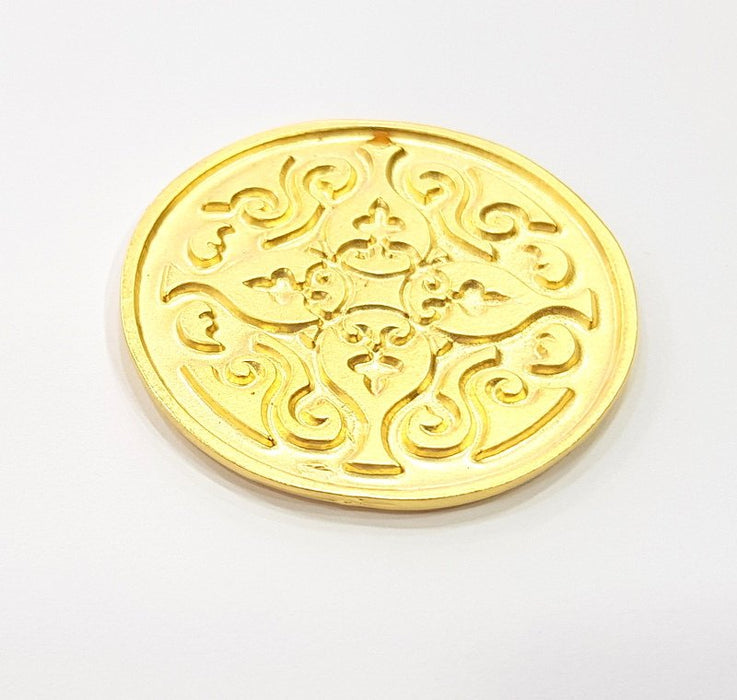 Gold Pendant Medallion Pendant Gold Plated Metal (42mm)  G14071