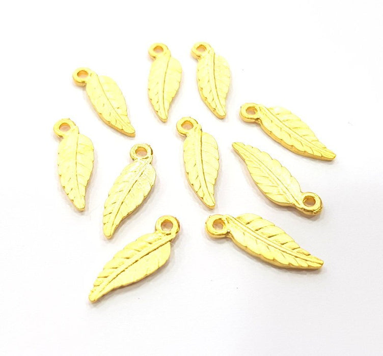10 Leaf Charm Gold Charms Gold Plated Metal (18x6mm)  G14081