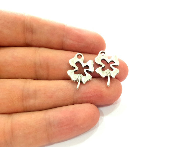 8 Clover Charm Silver Charms Antique Silver Plated Metal (21x15mm) G14228