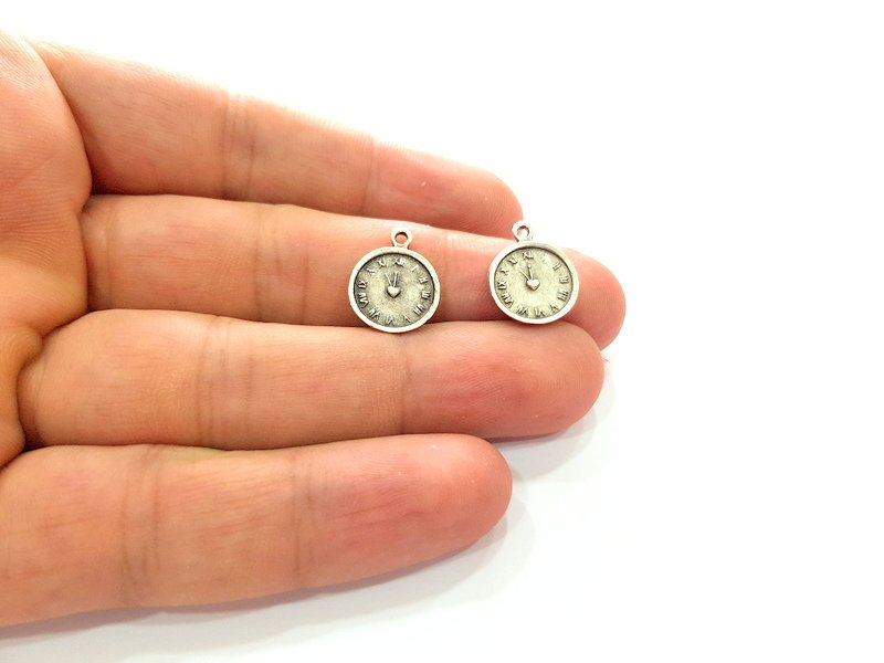 10 Clock Charm Silver Charms Antique Silver Plated Metal (16x12mm) G14231