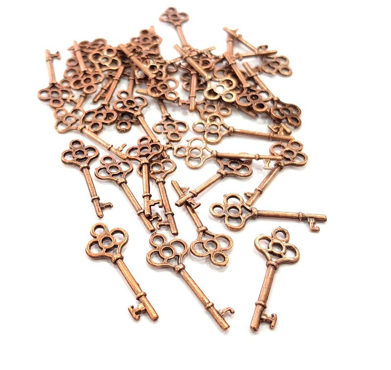 30 Key Charm Antique Copper Charm Antique Copper Plated Metal (23x9mm) G13743