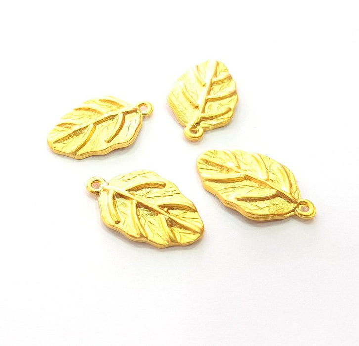 4 Leaf Charm Gold Charms Gold Plated Metal (23x14mm)  G14294