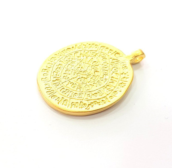 Gold Medallion Pendant Gold Plated Metal (30mm)  G14300