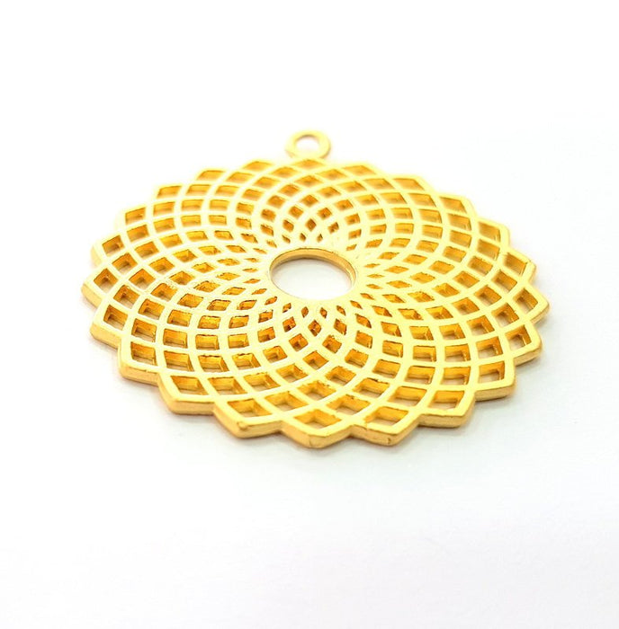 Gold Medallion Pendant Gold Plated Metal ( 38 mm )  G14303