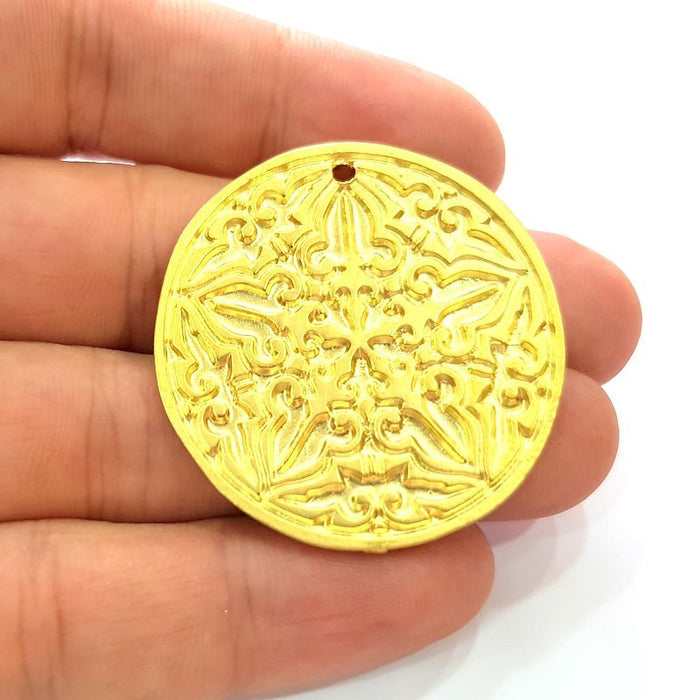 Gold Medallion Pendant Matt Gold Pendant (42mm)  G14308