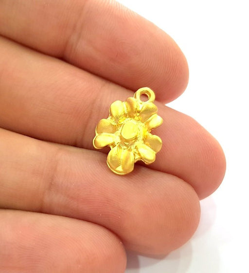 6 Flower Charm Matt Gold Charms (18x13mm)  G14312