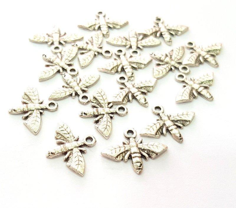 20 Bee Charm Silver Charms Antique Silver Plated Metal (17x12mm) G14336