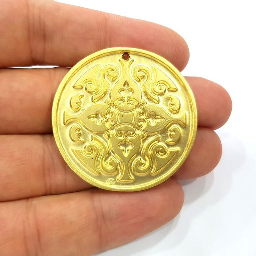 Gold Pendant Medallion Pendant Gold Plated Metal (42mm)  G14071