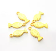 10 Fish Charm Gold Charms Gold Plated Metal (20x8mm)  G14097