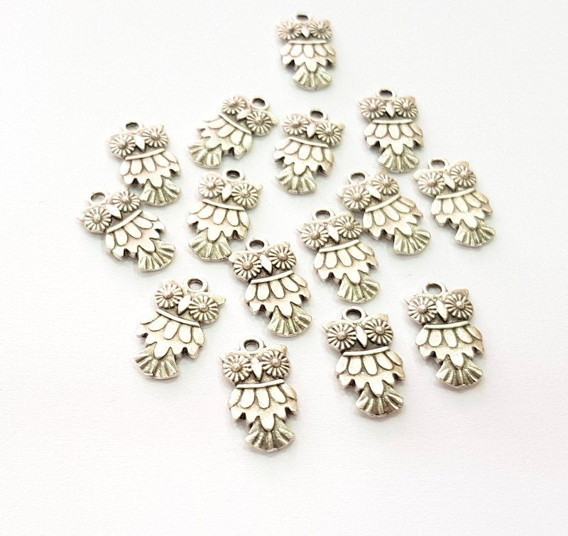 10 Owl Charm Silver Charms Antique Silver Plated Metal (18x10mm) G14128