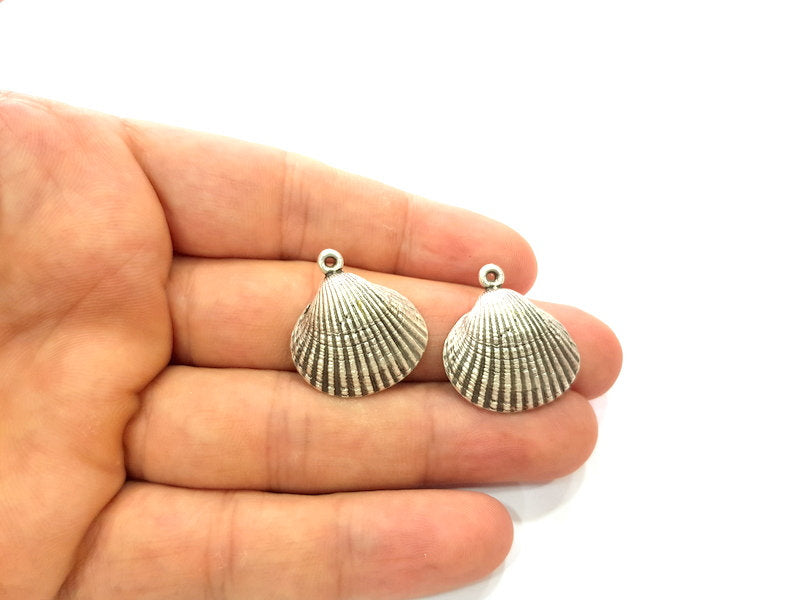 2 Oyster Charms Shell Charm Mussel Charms Sea Ocean Silver Charms Antique Silver Plated Metal (25x23mm) G14460