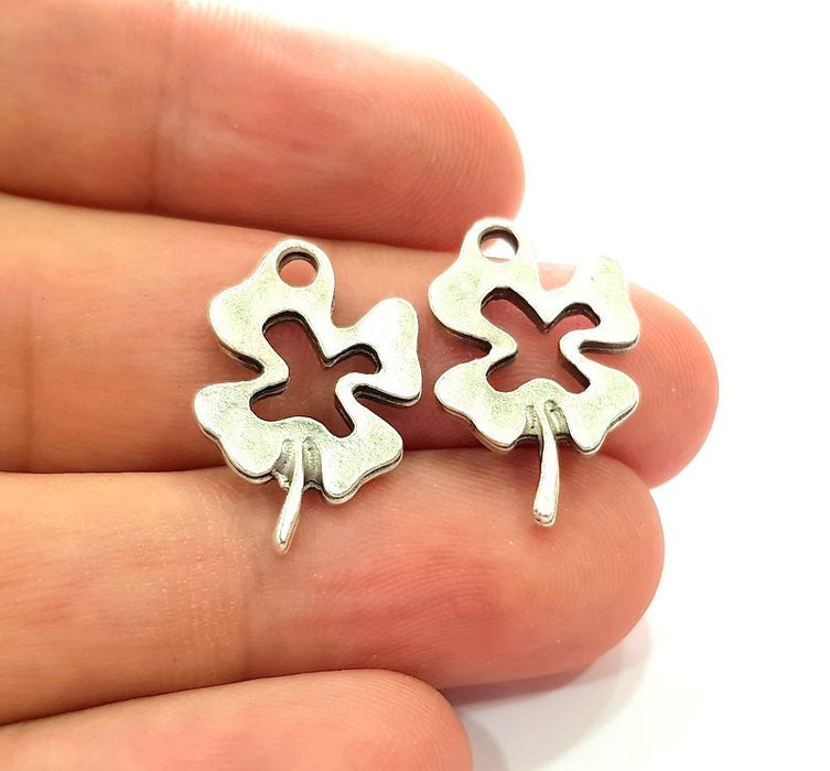 8 Clover Charm Silver Charms Antique Silver Plated Metal (21x15mm) G14228